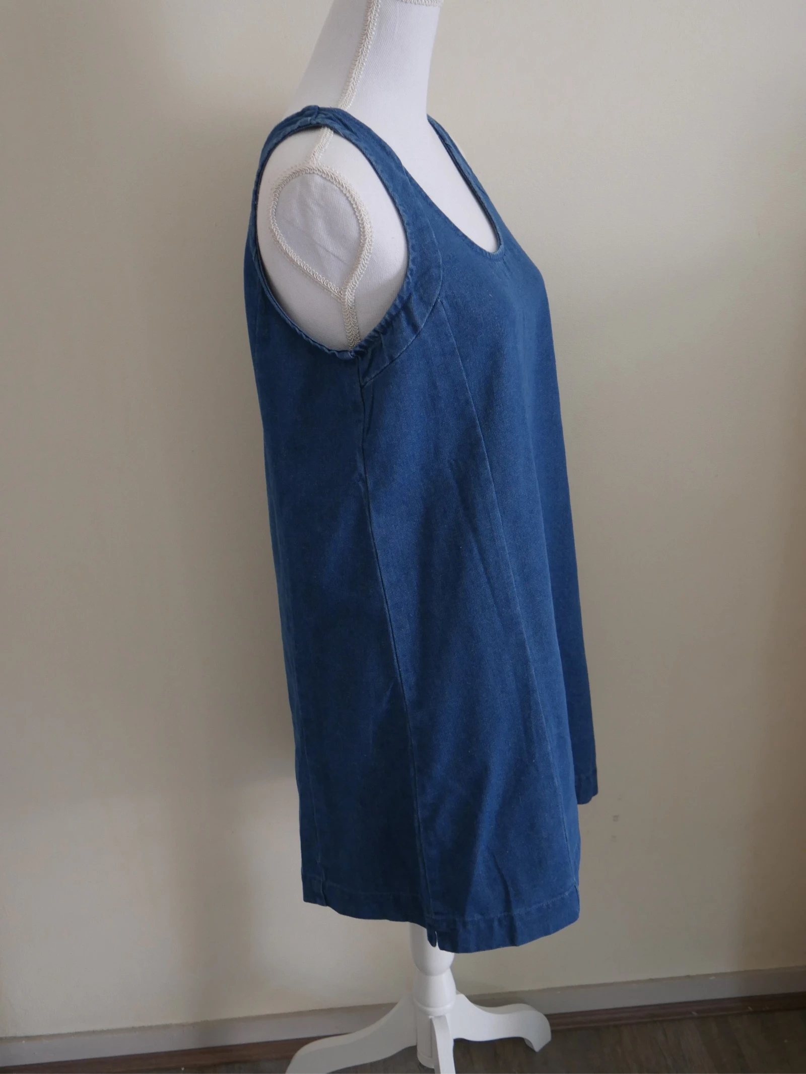 Robe en jean sans manches  – photo 2
